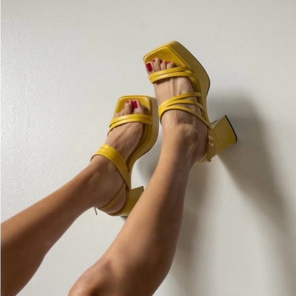 Steve Madden Yellow Strappy Platform Block Heel Sandals